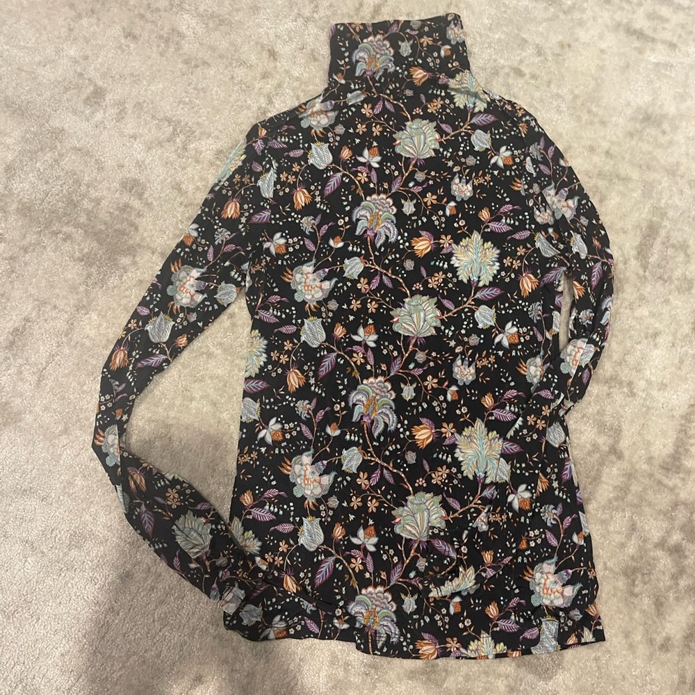 Floral Print Turtleneck Top - Black